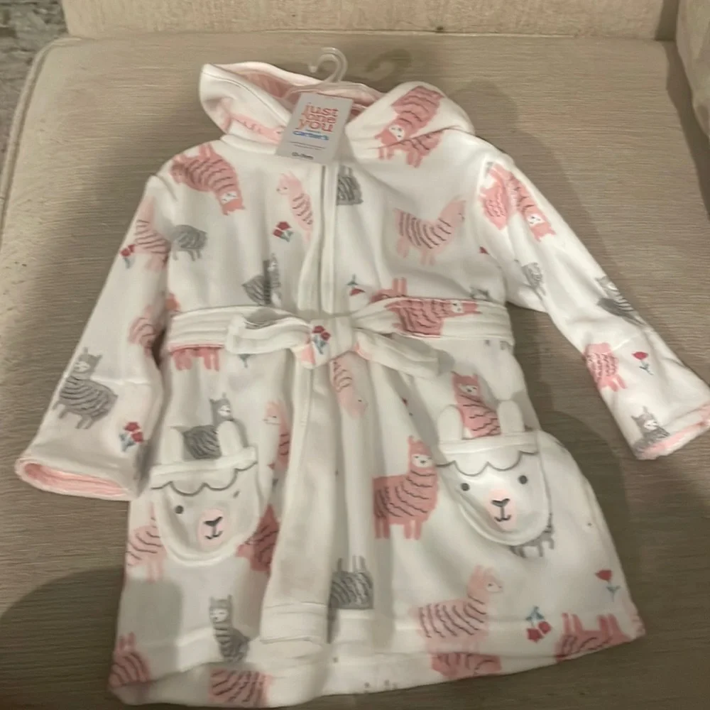 Carters girl light pink bathrobe - Picture 1 of 3
